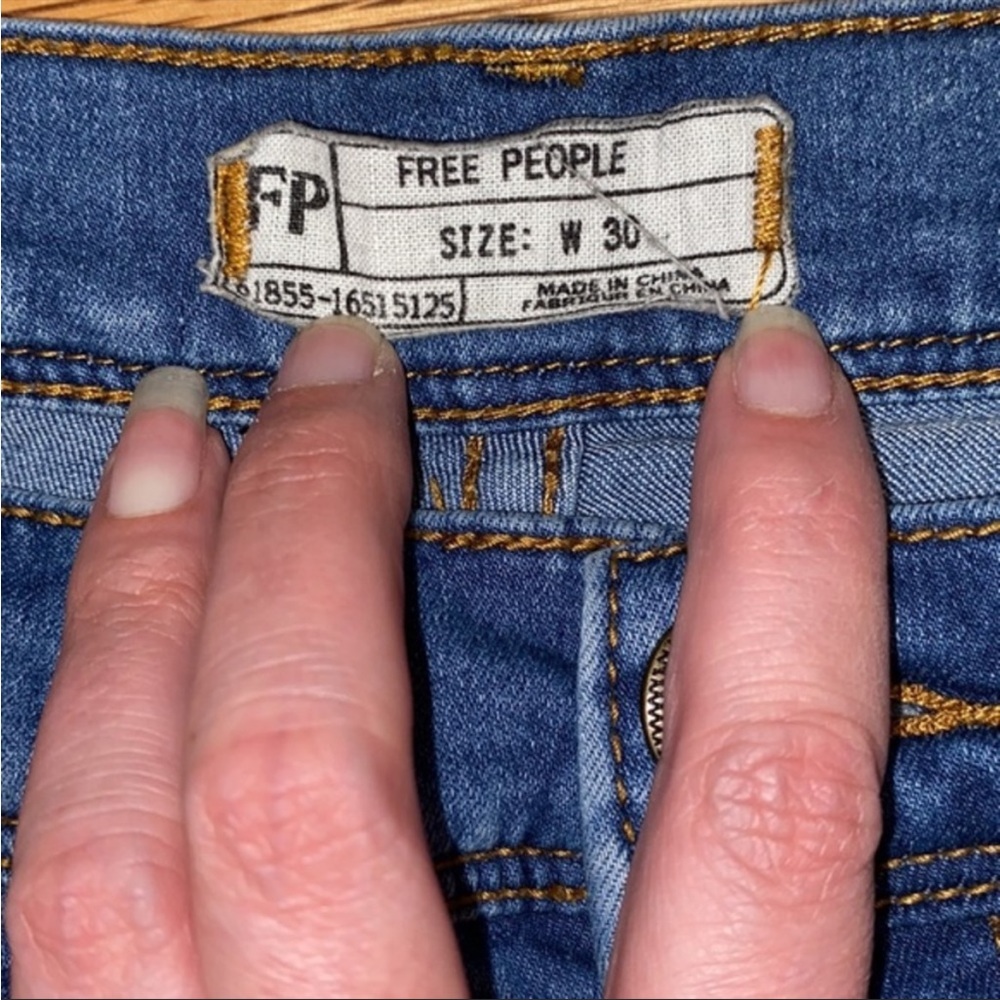 Free People Cropped Jeans